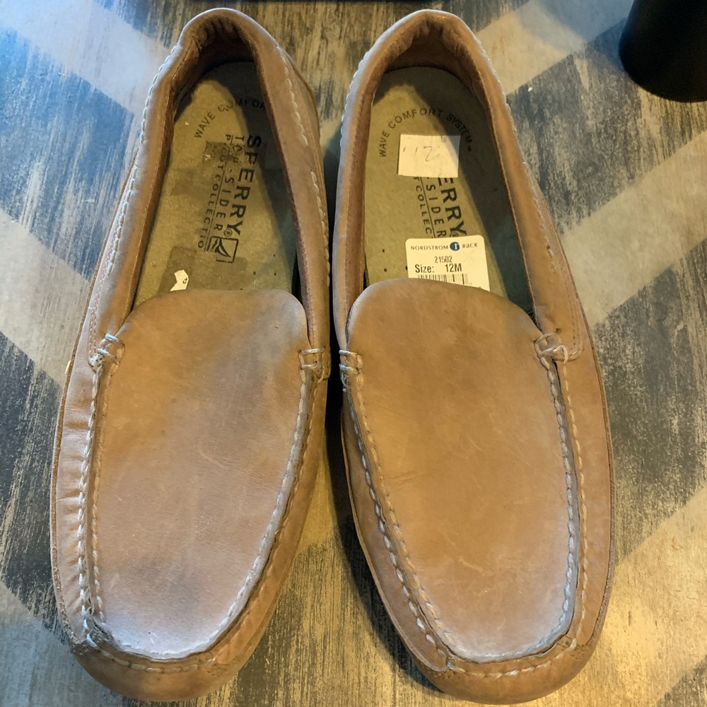 Men’s Sperry loafers
